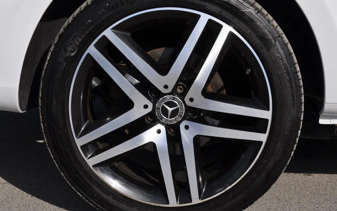 Mercedes-Benz Klasa V cena 239900 przebieg: 121791, rok produkcji 2019 z Tczew małe 781